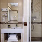 Hotel De Sur 2*